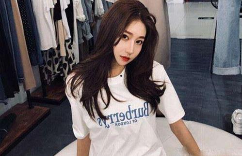 抖音蔷薇网红,魅力四溢，人气爆棚的时尚达人